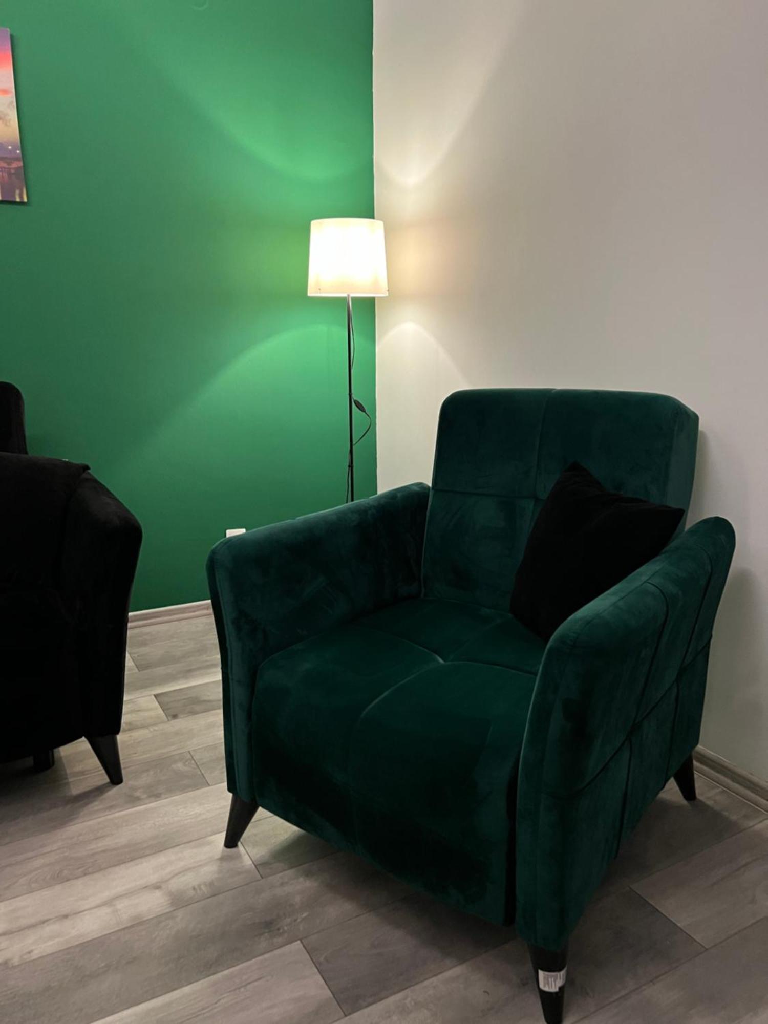 Apartman Omar Stan Na Dan Besplatan Parking 塞拉耶佛 外观 照片